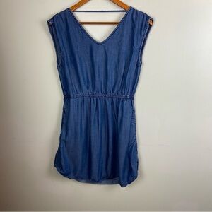 Universal Thread Blue‎ Chambray Lightweight Denim Sleeveless Dress Size Small